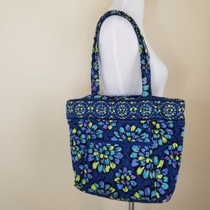 Vera Bradley Indigo Pop Get Carried Away tote